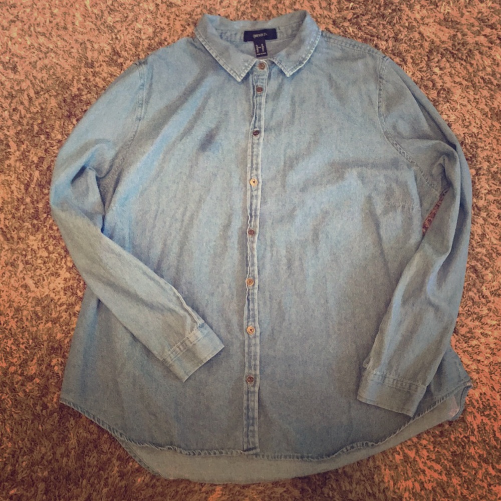 *Forever 21* jean long sleeve button up! ❤️❤️